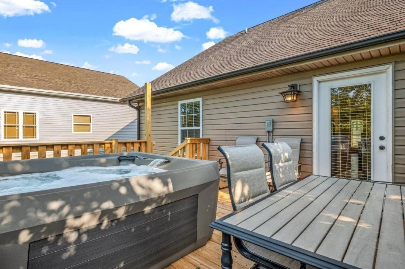 Creekside Cottage*Hot Tub*Entire Home-Pigeon Forge Εξωτερικό φωτογραφία