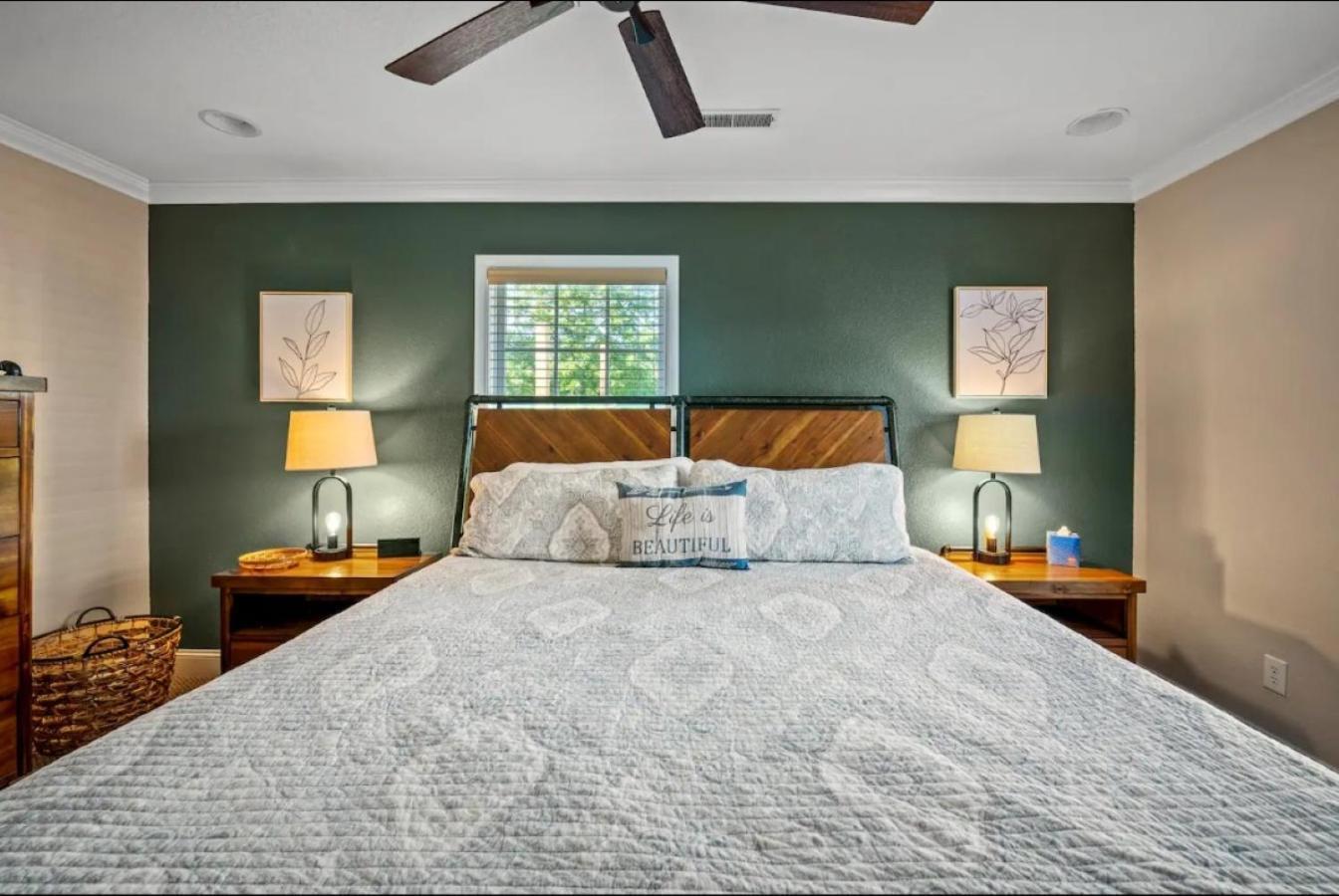 Creekside Cottage*Hot Tub*Entire Home-Pigeon Forge Εξωτερικό φωτογραφία
