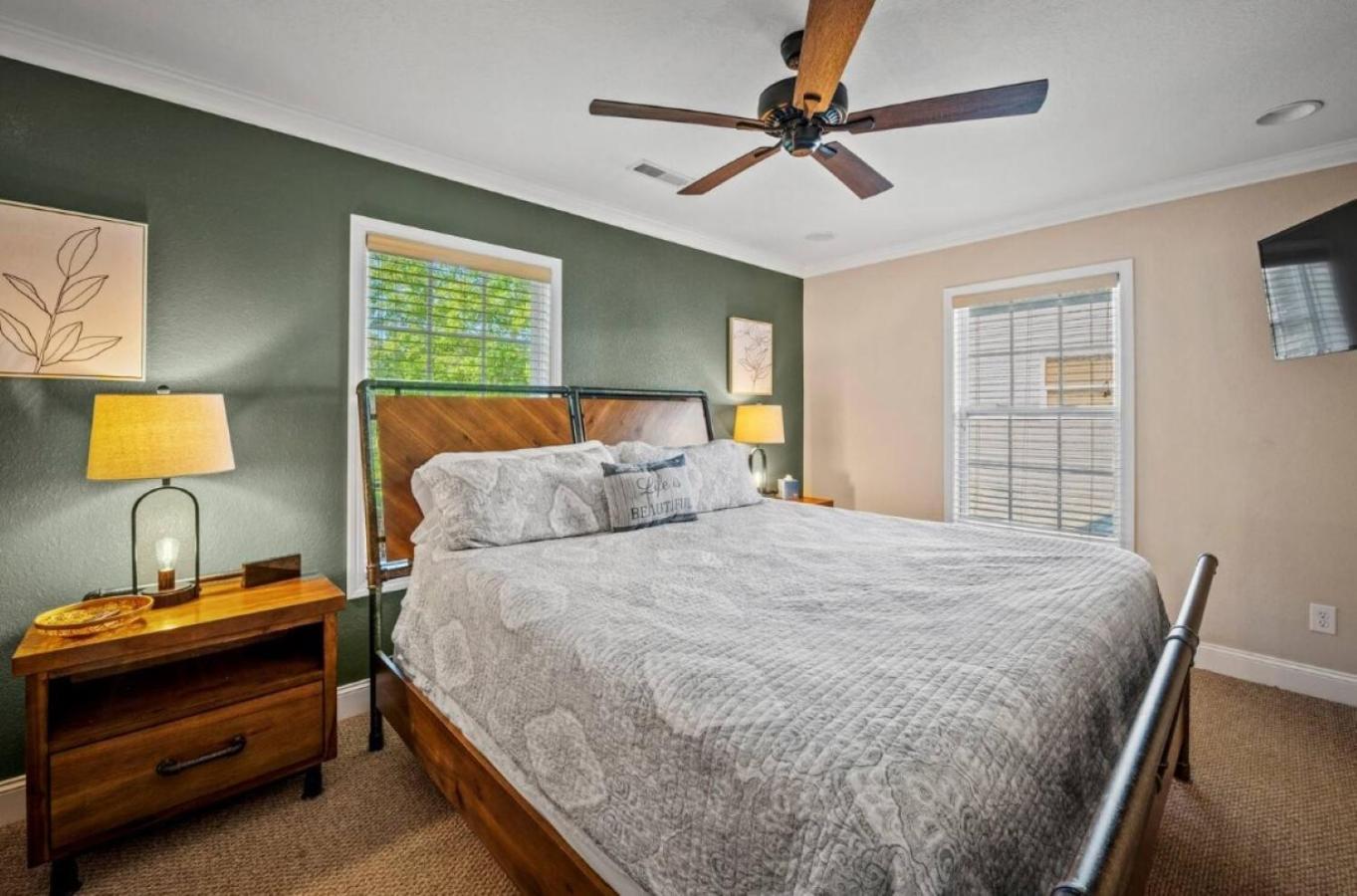 Creekside Cottage*Hot Tub*Entire Home-Pigeon Forge Εξωτερικό φωτογραφία